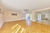 Exklusiv saniert & ruhig gelegen: Ihr neues Zuhause zwischen Weinbergen und Hambacher Schloss - Wohn- und Esszimmer
