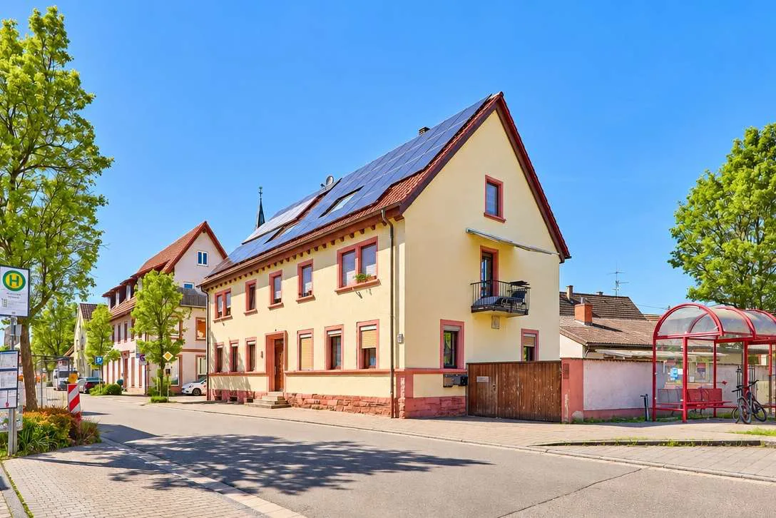 Renditeimmobilie mit echtem Substanzwert – 5 Wohneinheiten in der Südpfalz, 76872 Steinweiler, Mehrfamilienhaus