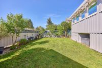 Wohnen mit Extra-Vorteil: Familienwohnhaus mit vermieteter Souterrainwohnung und sicheren Einnahmen - Garten