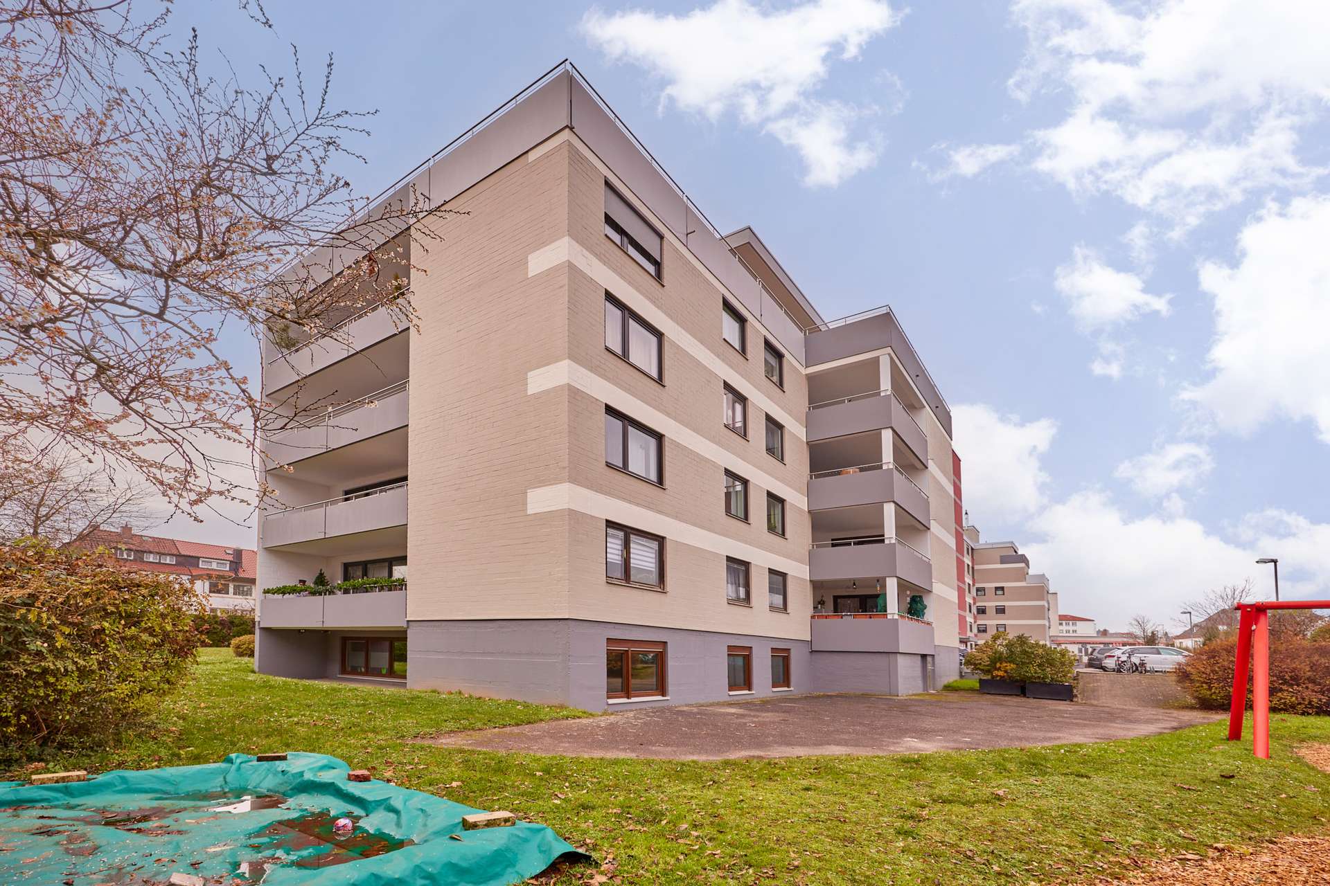 Ihre neue Kapitalanlage: schöne 3-Zimmer-Wohnung mit Loggia und ca. 3,5% Rendite, 67433 Neustadt an der Weinstraße, Wohnung