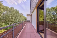 Einfamilienhaus mit Garten, Pool & vielseitigem Gestaltungspotenzial - Balkon OG