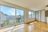 Exklusives Wohnen mit Dachterrasse: 1- & 3-Zimmer-Apartment mit besonderem Flair - Wohnzimmer