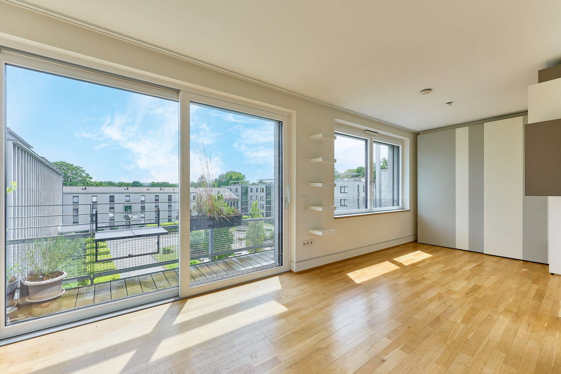 Exklusives Wohnen mit Dachterrasse: 1- & 3-Zimmer-Apartment mit besonderem Flair, 76829 Landau in der Pfalz, Penthousewohnung