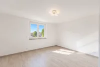Neuwertige 4-Zimmer-Maisonettewohnung mit Loggia, Garage und modernem Wohnkomfort - Schlafzimmer
