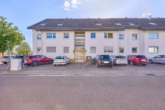 Schöne Eigentumswohnung mit durchdachter Raumaufteilung und Balkon in ruhiger Lage - Straßenansicht