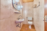 Schöne Eigentumswohnung mit durchdachter Raumaufteilung und Balkon in ruhiger Lage - Gäste WC