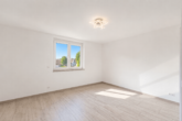 Neuwertige 4-Zimmer-Maisonettewohnung mit Loggia, Garage und modernem Wohnkomfort - Schlafzimmer