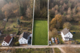 Besondere Gelegenheit: bereits erschlossenes Baugrundstück in ruhiger Wohnlage am Pfälzerwald - Drohnenaufnahme