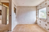 Entkerntes Einfamilienhaus mit Entfaltungspotenzial & eindrucksvollem Fernblick über die Rheinebene - Bad DG