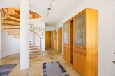 Exklusives Feriendomizil mit 4 Appartements und integriertem Wohnhaus in privilegierter Panoramalage - Flur Wohnhaus