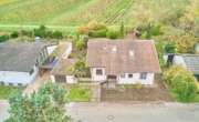 Coming Soon: Großzügiger Bungalow mit unverbauten Blick auf den Pfälzerwald - Titelbild