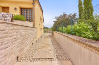 Lichtdurchflutete Gartenwohnung mit unverbaubarem Weinbergblick - separater Eingang