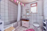 Besonderes Fachwerkhaus mit viel Raum für Generationen und neue Wohnideen - Badezimmer