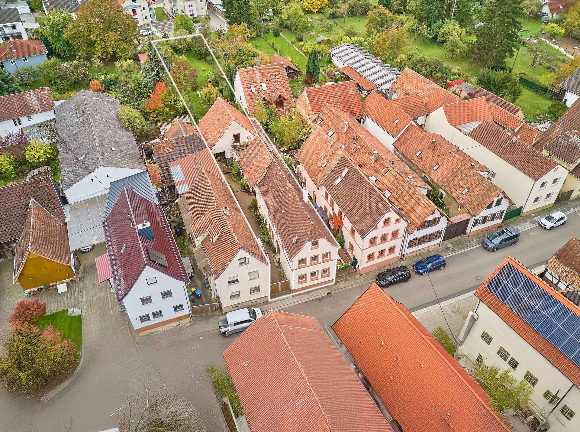 Raum & Charakter – Wohnhaus mit Scheune, großem Garten und Ausbaureserve, 76829 Landau in der Pfalz, Einfamilienhaus