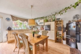 Raum & Charakter - Wohnhaus mit Scheune, großem Garten und Ausbaureserve - Wohnküche