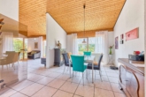Charakteristischer Architektenbungalow mit Gartenidyll & Wohlfühlatmosphäre - Essbereich