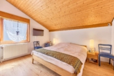 Charakteristischer Architektenbungalow mit Gartenidyll & Wohlfühlatmosphäre - Schlafzimmer