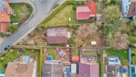 Viel Platz zum Leben – Einfamilienhaus mit großem Garten und Wohlfühlcharakter - Drohnenaufnahme