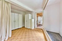 Charaktervolles Anwesen mit weitläufigem Grundstück und zusätzlichem Bauplatz - Diele