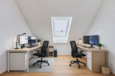 Ihr Investment mit 3,72 % Rendite: Neuwertige Dachgeschosswohnung mit Garten, Balkon & Garage - Büro (digitales Staging)