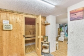 Großes Grundstück mit Einfamilienhaus – Chancen zur Erweiterung nach Nachbarschaftsbebauung - Sauna