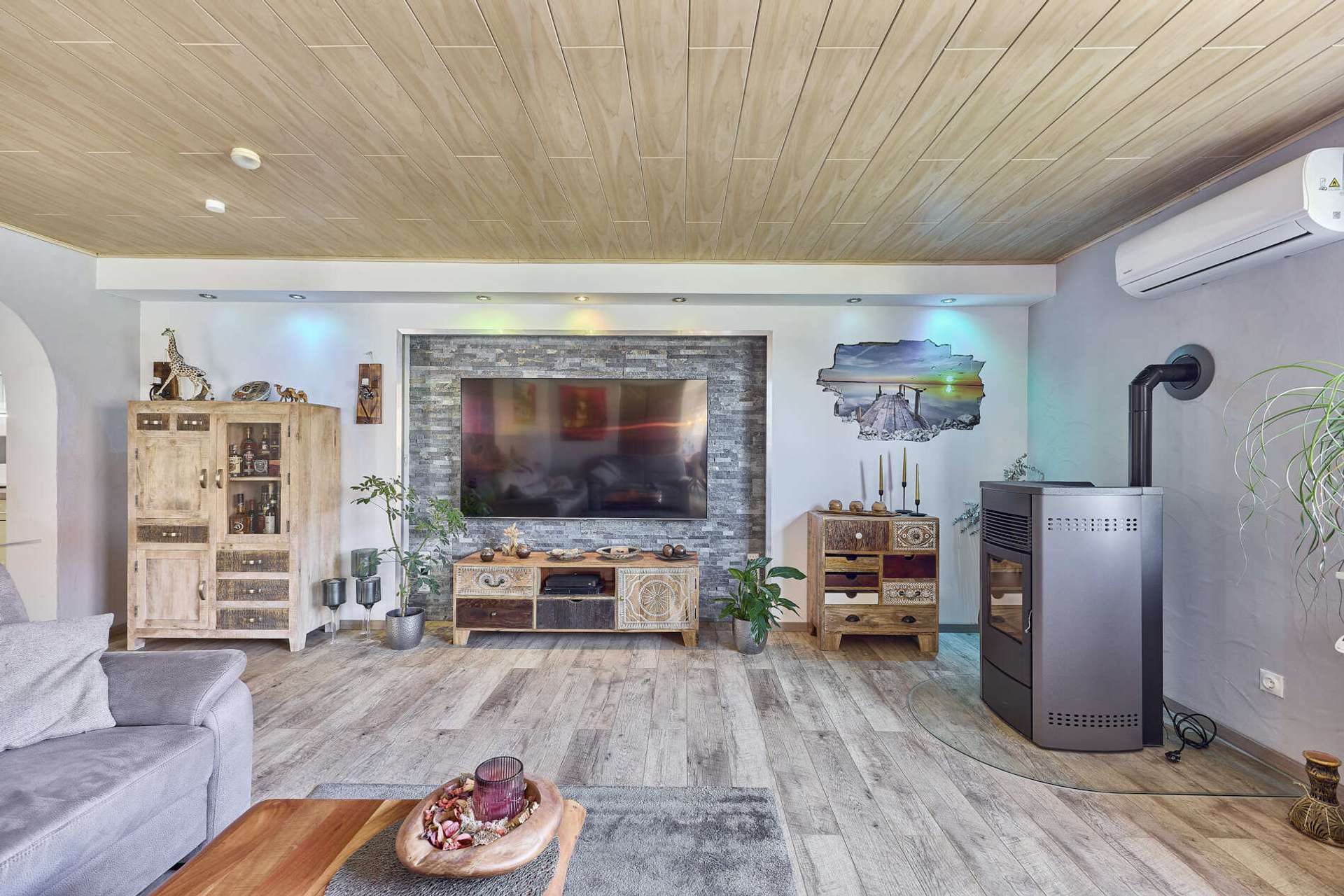 Helle & moderne 4-Zimmer-Wohnung mit Wintergarten & eigenem Gartenanteil, 67454 Haßloch, Wohnung