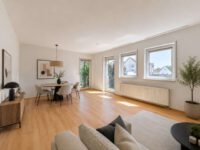 Attraktive Eigentumswohnung mit Südbalkon, 2 Stellplätzen & viel Platz zum Wohlfühlen - Wohn- und Esszimmer - digitales staging