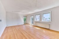 Attraktive Eigentumswohnung mit Südbalkon, 2 Stellplätzen & viel Platz zum Wohlfühlen - Wohn- und Esszimmer