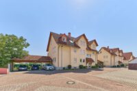 Attraktive Eigentumswohnung mit Südbalkon, 2 Stellplätzen & viel Platz zum Wohlfühlen - Außenansicht