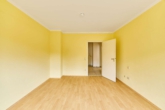Helle 5-Zimmer-Wohnung im Erdgeschoss mit großzügigen Terrassen und modernem Wohnkomfort - Elternzimmer