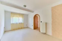 Wohnträume mit Perspektive – freistehendes Einfamilienhaus mit zusätzlichem Bauplatz - Schlafzimmer