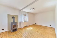 Wohnträume mit Perspektive – freistehendes Einfamilienhaus mit zusätzlichem Bauplatz - Wohnzimmer