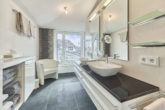 Durchdachte Architektur & stilvolles Ambiente - Ein Anwesen der Extraklasse ohne Kompromisse - Badezimmer OG