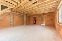 Modernes Wohnen nach Ihren Vorstellungen – Ausbauhaus mit 2 Maisonettewohnungen - Wohnzimmer OG