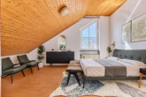 Attraktives Reihenmittelhaus mit eigenem Garten, in beliebter Wohnlage - DG: Schlafzimmer - Digitales Staging