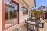 Attraktives Reihenmittelhaus mit eigenem Garten, in beliebter Wohnlage - Terrasse - Digitales Staging