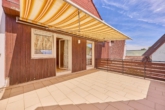 Ein Zuhause für die ganze Familie – mit viel Platz, Nebengebäuden & Gemüsegarten oder Gartenidylle - Terrasse