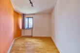 Südpfälzisches Wohnglück: Doppelhaushälfte mit Garten und viel Platz für die Familie - Büro/Kinderzimmer