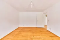 Sofort bezugsfertige 4-Zimmer-Maisonettewohnung mit 2 Balkonen im Herzen von Neustadt - Gästezimmer DG