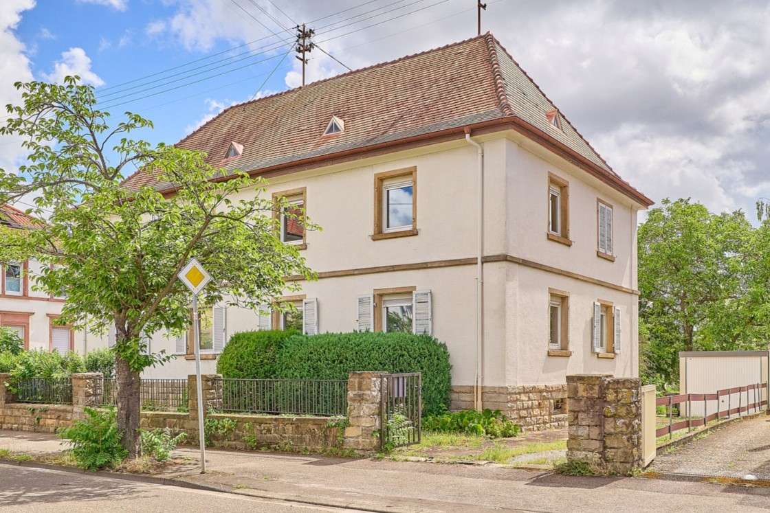 Wohnen zwischen Weinreben: Doppelhaushälfte mit Garten, Garage und Ausbaureserve, 67434 Neustadt an der Weinstraße, Haus