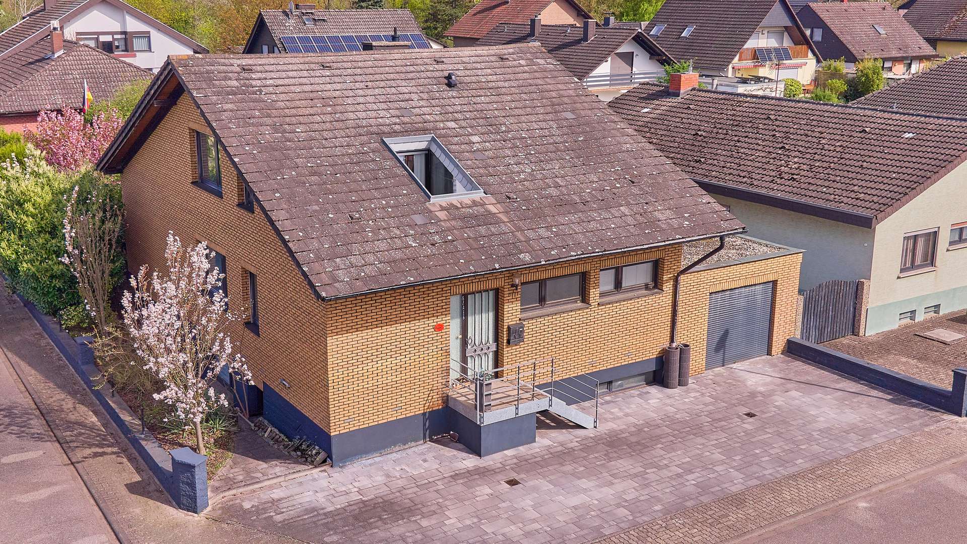 Ihr Rückzugsort: Einfamilienhaus mit eigener Ruheoase, 67454 Haßloch, Einfamilienhaus