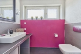 Einfamilienhaus mit idyllischer Ruheoase und besonderem Wohncharakter - Gäste-WC