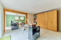 Wohnensemble mit Dreiseithof-Charakter, Wintergarten & mediterranem Flair - Anbau mit Büro