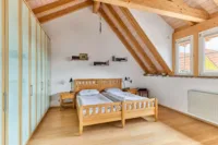 Wohnensemble mit Dreiseithof-Charakter, Wintergarten & mediterranem Flair - Schlafzimmer