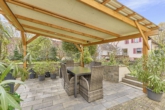 Exklusive Wohlfühlimmobilie mit traumhaftem Garten, Pool und Terrasse - Terrasse