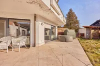 Ein Zuhause zum Ankommen: Familienidylle mit grünem Gartenparadies und Einliegerwohnung - Terrasse