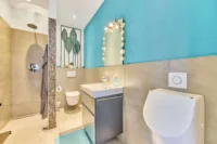 Wohnen mit grenzenlosem Raumgefühl – exklusives Architektenhaus in traumhafter Lage - Gäste-WC