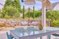 Wohnen mit grenzenlosem Raumgefühl – exklusives Architektenhaus in traumhafter Lage - Terrasse Ost