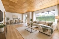Großzügiges Wohnanwesen mit weitläufigem Innenhof, vielseitiger Scheune & Einliegerwohnung - Wohn- und Esszimmer - digitales staging