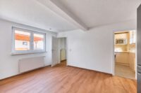 Einfamilienhaus mit sonnigem, vielseitig nutzbarem Hofbereich - Esszimmer